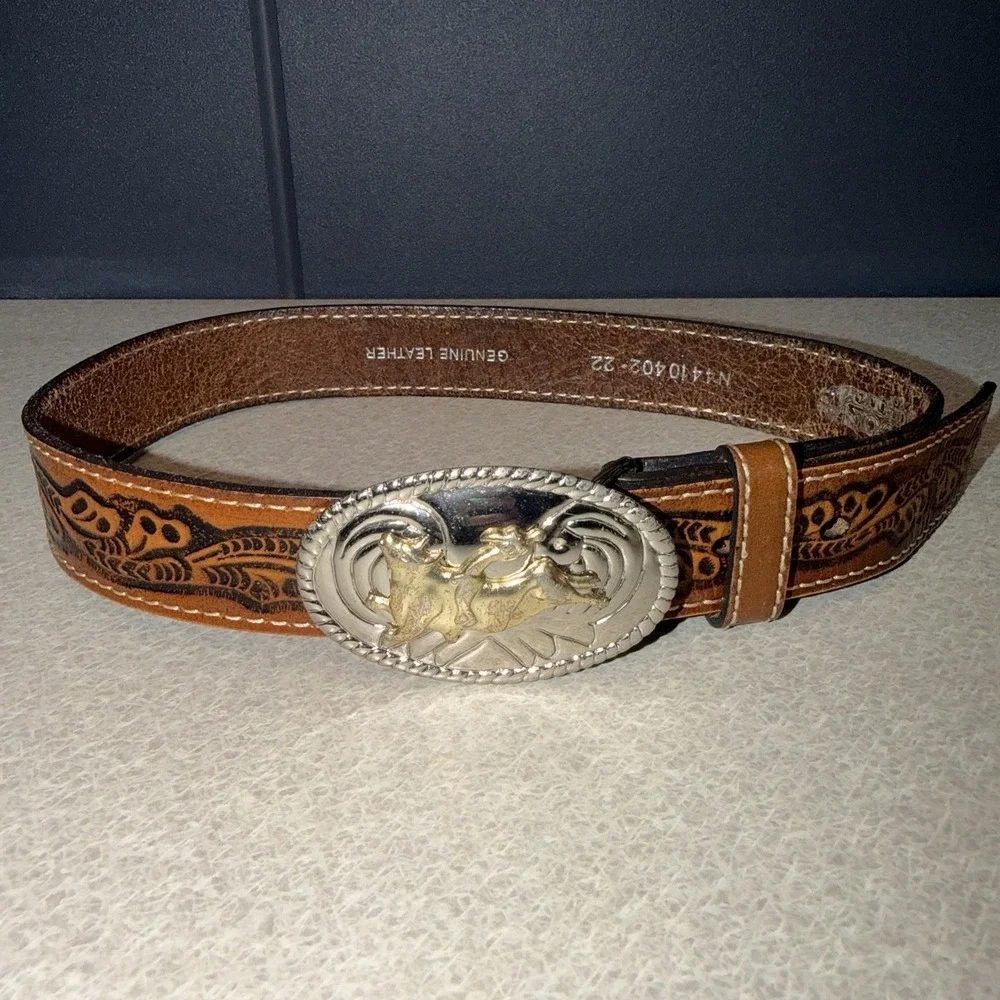 Nocona Boys Oval Buckle Bull Rider Tooled Floral Leather Belt 22